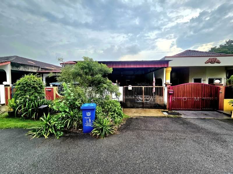 Rumah Teres 1 Tingkat untuk Dijual di Seksyen 17 (Shah Alam) - Fauzan bin Sahrom - PropertyGuru.com.my