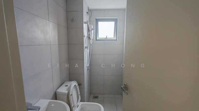 Servis Apartment untuk Disewa di Seiring Residensi - Ethan Chong - Bathroom - PropertyGuru.com.my
