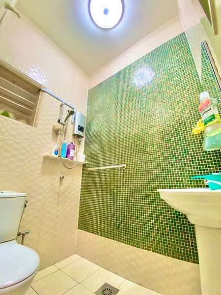 2-storey Terraced House for Sale in Pusat Bandar Puchong (Puchong) - Syahrim Naim - Bathroom - PropertyGuru.com.my