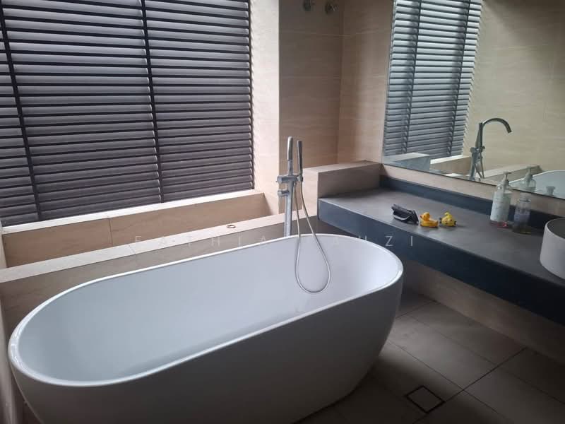 Semi-Detached House for Sale in Elmina (Shah Alam) - Fathia Fauzi - Bathroom - PropertyGuru.com.my