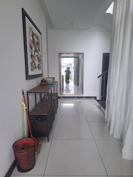 Semi-Detached House for Sale in Elmina (Shah Alam) - Fathia Fauzi - Entrance - PropertyGuru.com.my