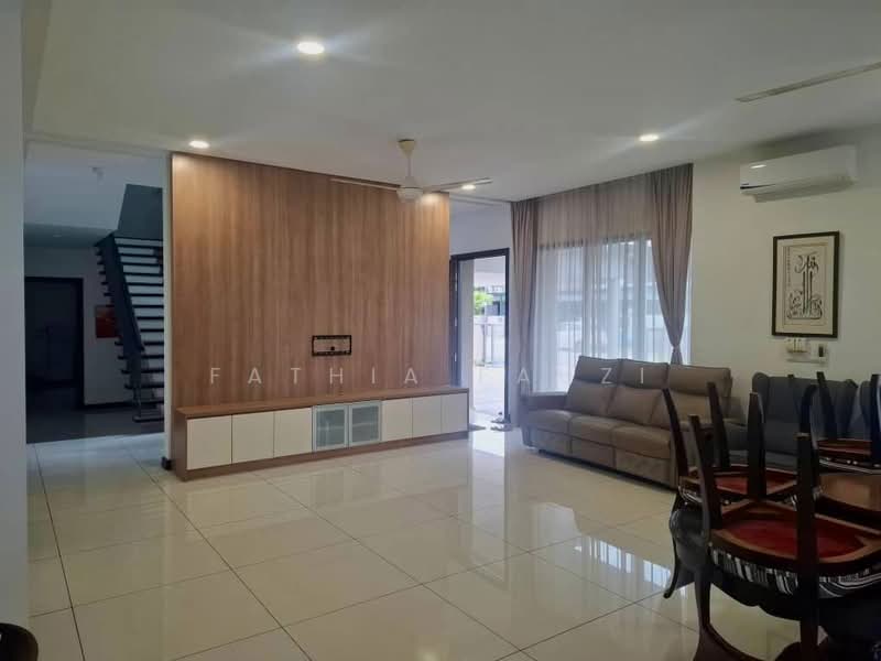 Semi-Detached House for Sale in Elmina (Shah Alam) - Fathia Fauzi - Living Room - PropertyGuru.com.my