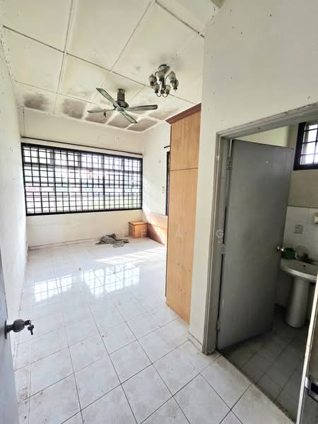 Rumah Teres 1-Tingkat untuk Dijual di Taman Perling (Perling) - Jeff Ang - PropertyGuru.com.my