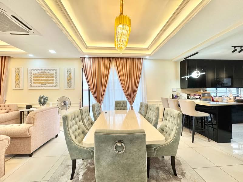 Rumah Teres 2 Tingkat untuk Dijual di U12, Taman Cahaya Alam (Shah Alam) - Syahrim Naim - Dining Room - PropertyGuru.com.my