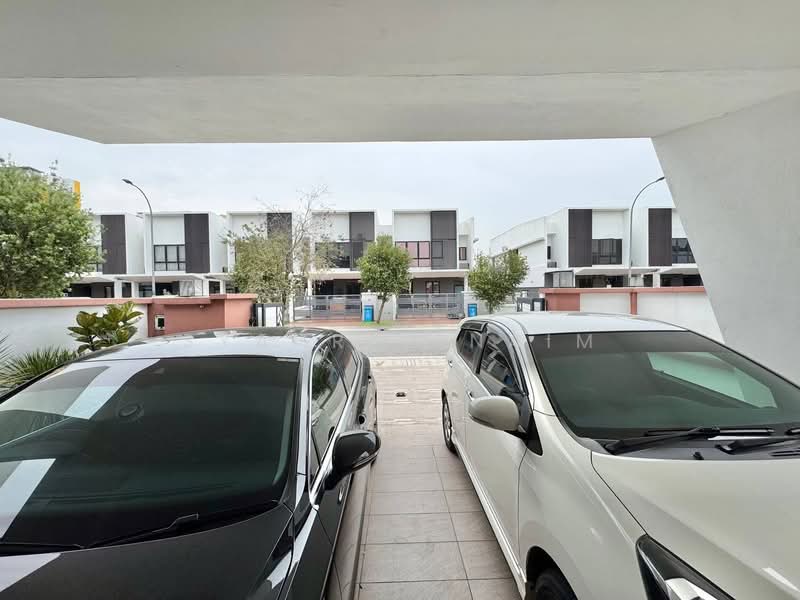 Rumah Teres 2 Tingkat untuk Dijual di U12, Taman Cahaya Alam (Shah Alam) - Syahrim Naim - Exterior - PropertyGuru.com.my