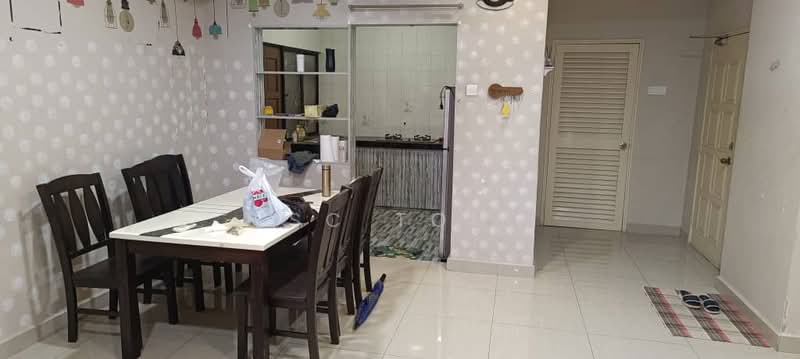 Kondominium untuk Disewa di Desa Villa Condominium - SC Toh - Dining Room - PropertyGuru.com.my
