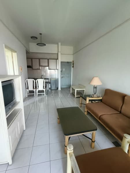 Pangsapuri untuk Dijual di Costa Mahkota - Ramona Tan - Living Room - PropertyGuru.com.my