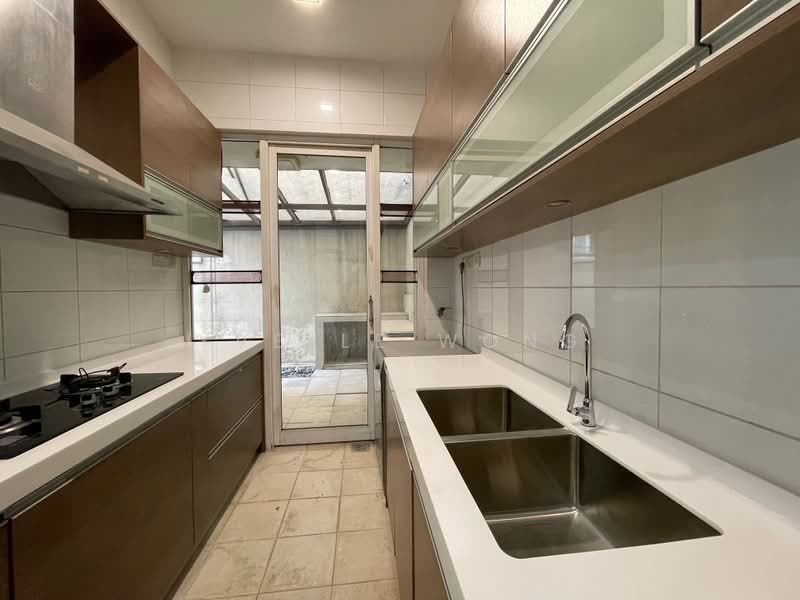 Semi-Detached House for Rent in Duta Tropika (Batu) - Yvelle Wong - Kitchen - PropertyGuru.com.my