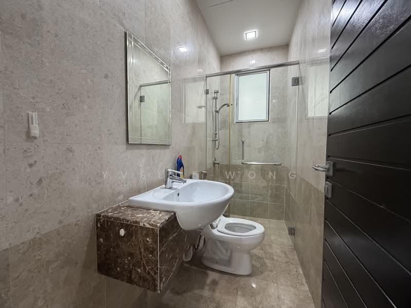 Rumah Berkembar untuk Disewa di Duta Tropika (Batu) - Yvelle Wong - Bathroom - PropertyGuru.com.my
