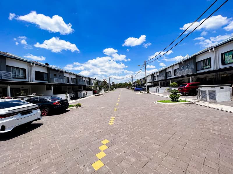 2-storey Terraced House for Sale in Cybersouth (Dengkil) - Faisal Abu Omar - Exterior - PropertyGuru.com.my