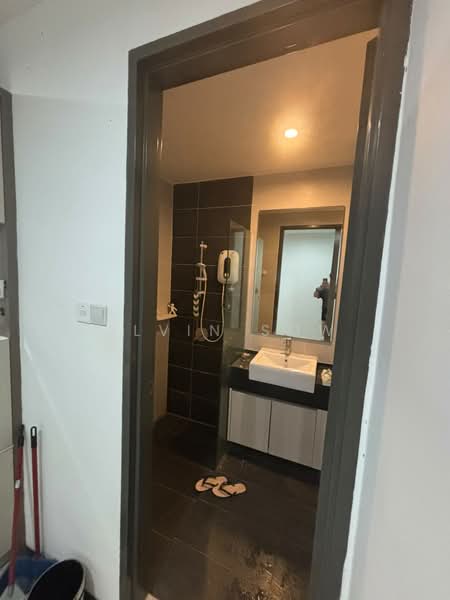 Condominium for Rent at Queensville - Alvin Sow - Bathroom - PropertyGuru.com.my