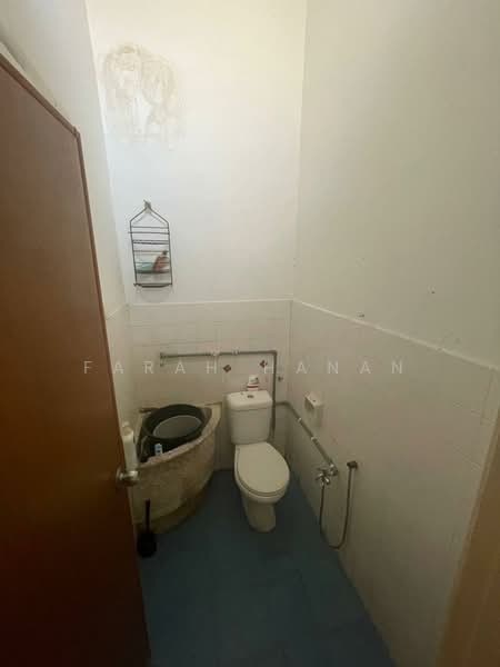 Rumah Teres 1 Tingkat untuk Dijual di Taman TTDI Jaya (Shah Alam) - Farah Hanan - Bathroom - PropertyGuru.com.my