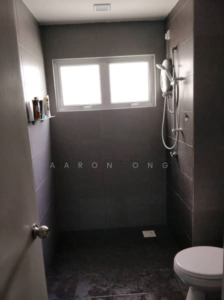 Servis Apartment untuk Disewa di Maxim Citylights - Aaron Ong - Bathroom - PropertyGuru.com.my
