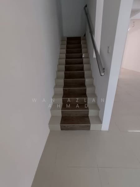 Rumah Teres 2 Tingkat untuk Dijual di Bandar Warisan Puteri (Seremban) - Wan Azlan Ahmad - PropertyGuru.com.my