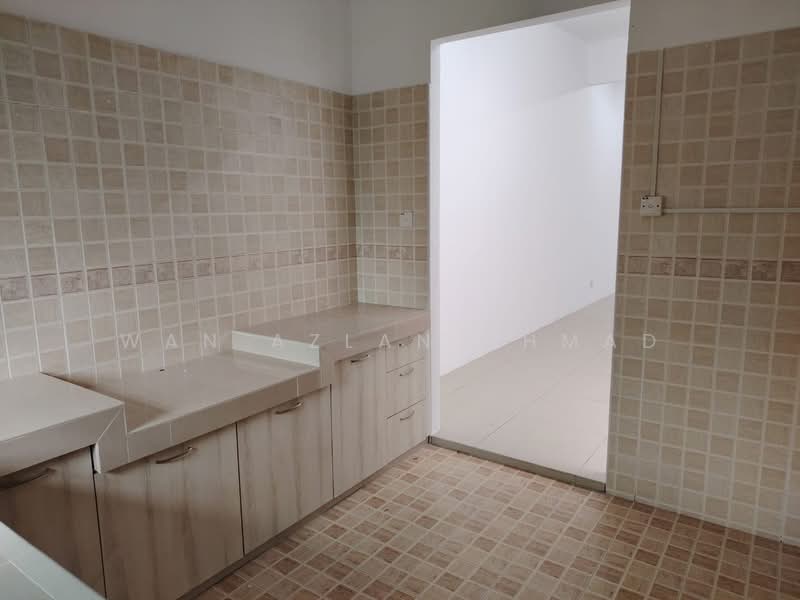 Rumah Teres 2 Tingkat untuk Dijual di Bandar Warisan Puteri (Seremban) - Wan Azlan Ahmad - PropertyGuru.com.my