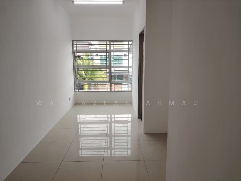 Rumah Teres 2 Tingkat untuk Dijual di Bandar Warisan Puteri (Seremban) - Wan Azlan Ahmad - PropertyGuru.com.my