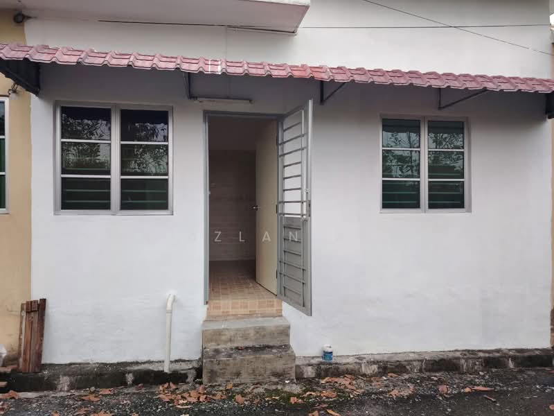 Rumah Teres 2 Tingkat untuk Dijual di Bandar Warisan Puteri (Seremban) - Wan Azlan Ahmad - PropertyGuru.com.my
