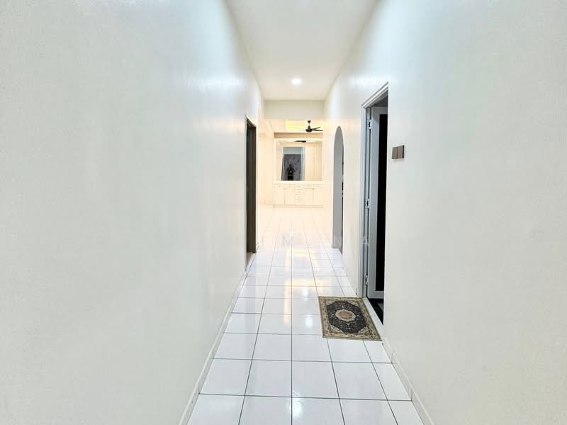 Condominium for Sale at Tiara Kelana - Syahrim Naim - Corridor - PropertyGuru.com.my
