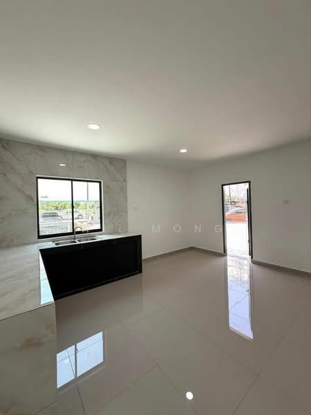 Rumah Teres 2 Tingkat untuk Dijual di Taman Kota Masai (Pasir Gudang) - Wil Mong - Kitchen - PropertyGuru.com.my