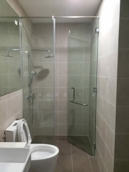 Service Residence for Rent at KL Gateway Premium Residences - Khong T.K - Shared Bathroom - PropertyGuru.com.my