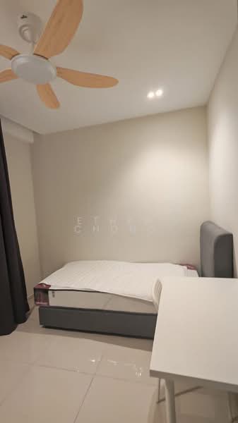 Servis Apartment untuk Disewa di Seiring Residensi - Ethan Chong - Bedroom - PropertyGuru.com.my