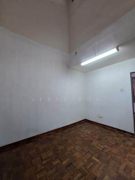 2-storey Terraced House for Rent in Taman Damansara Aliff (Tampoi) - Jessy Koh - Interior - PropertyGuru.com.my