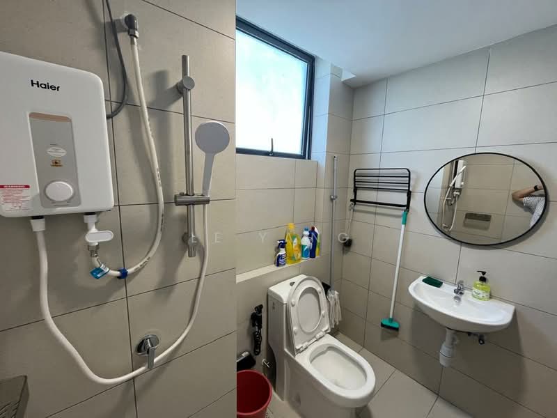 Service Residence for Rent at Vista Tiara (MBW Bay) - Le Yang - Bathroom - PropertyGuru.com.my