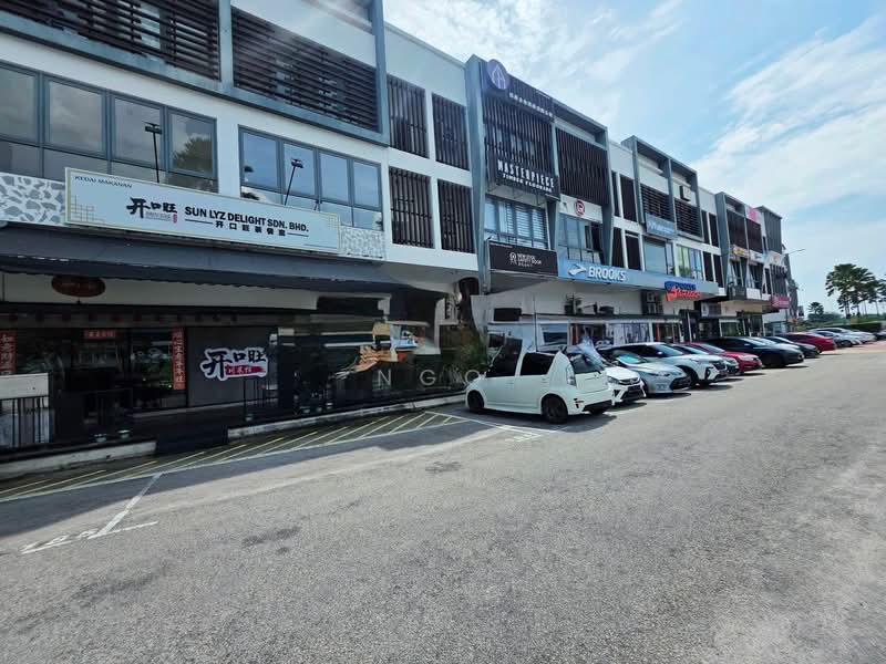 Kedai / Pejabat untuk Dijual di Batu Pahat (Johor) - NGO - Exterior - PropertyGuru.com.my