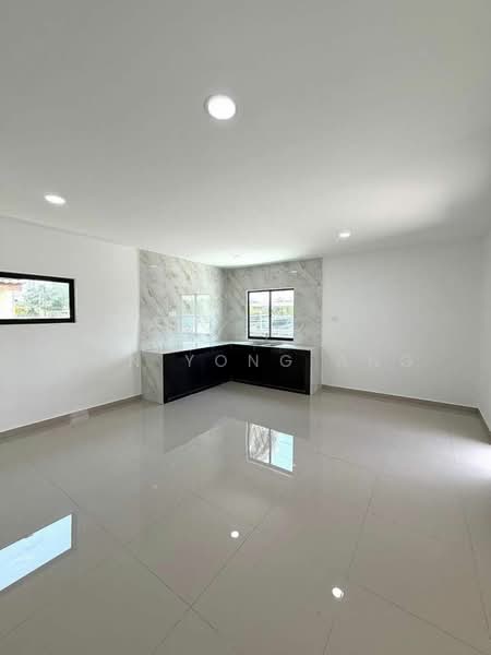 Rumah Teres 2 Tingkat untuk Dijual di Taman Kota Masai (Pasir Gudang) - Han Yong Ang - Kitchen - PropertyGuru.com.my
