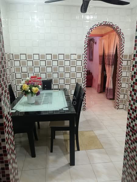 Rumah Teres 1 Tingkat untuk Dijual di Seri Kembangan (Selangor) - Firdaus Hamidun - PropertyGuru.com.my