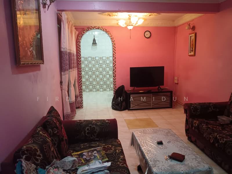 Rumah Teres 1 Tingkat untuk Dijual di Seri Kembangan (Selangor) - Firdaus Hamidun - PropertyGuru.com.my