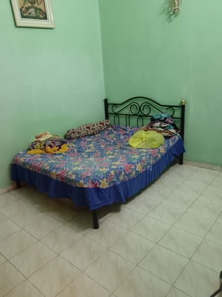 Rumah Teres 1 Tingkat untuk Dijual di Seri Kembangan (Selangor) - Firdaus Hamidun - PropertyGuru.com.my