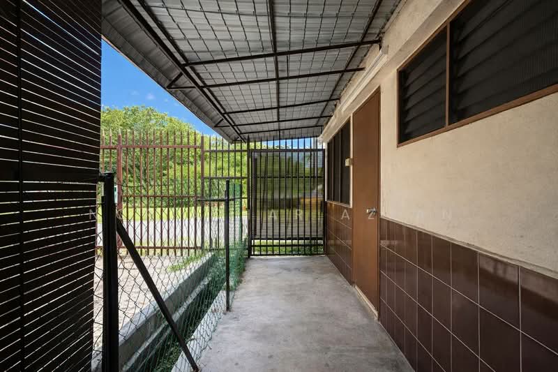 2-storey Terraced House for Sale in Seksyen 3 (Bangi) - Nor Azhar Azlan - Exterior - PropertyGuru.com.my