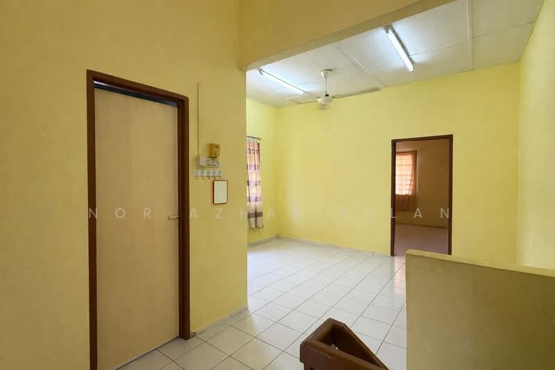 2-storey Terraced House for Sale in Seksyen 3 (Bangi) - Nor Azhar Azlan - Interior - PropertyGuru.com.my