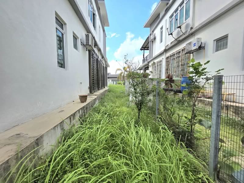 Rumah Berkembar untuk Dijual di Taman Srikandi (Telok Panglima Garang) - Wan Azlan Ahmad - PropertyGuru.com.my