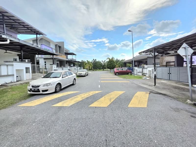 Rumah Berkembar untuk Dijual di Taman Srikandi (Telok Panglima Garang) - Wan Azlan Ahmad - PropertyGuru.com.my