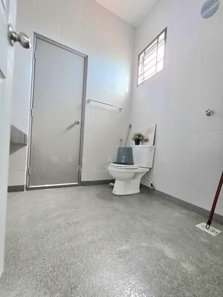 Rumah Berkembar untuk Dijual di Taman Srikandi (Telok Panglima Garang) - Wan Azlan Ahmad - PropertyGuru.com.my