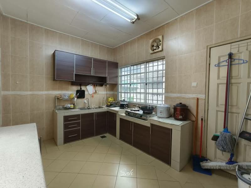 Rumah Teres 2 Tingkat untuk Dijual di Bandar Tun Hussein Onn (Cheras) - KK Sah - PropertyGuru.com.my
