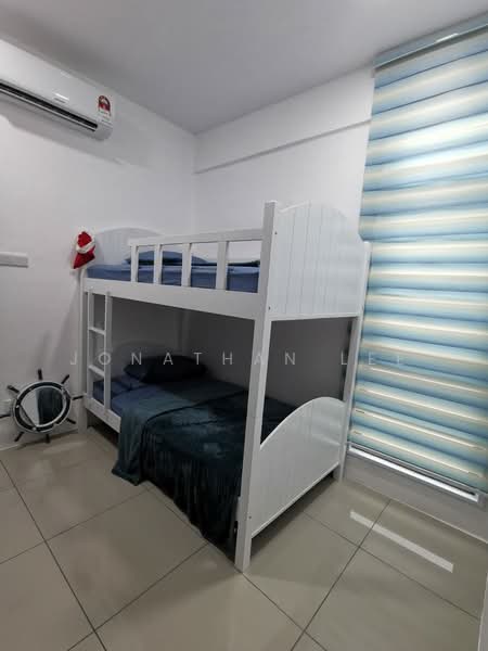 Service Residence for Sale at 8Scape Residence @ Sutera - Jonathan Lee - Bedroom - PropertyGuru.com.my
