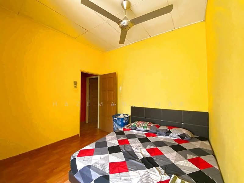 Rumah Teres 2 Tingkat untuk Dijual di Puncak Alam (Selangor) - Hazeman Omar - Bedroom - PropertyGuru.com.my