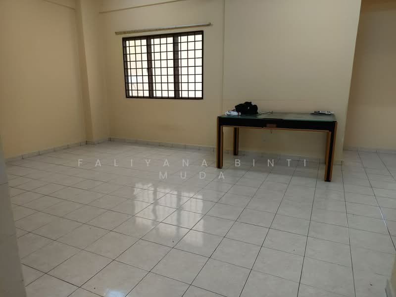 Pangsapuri untuk Dijual di Pangsapuri Damai Mewah B - Faliyana binti Muda - PropertyGuru.com.my