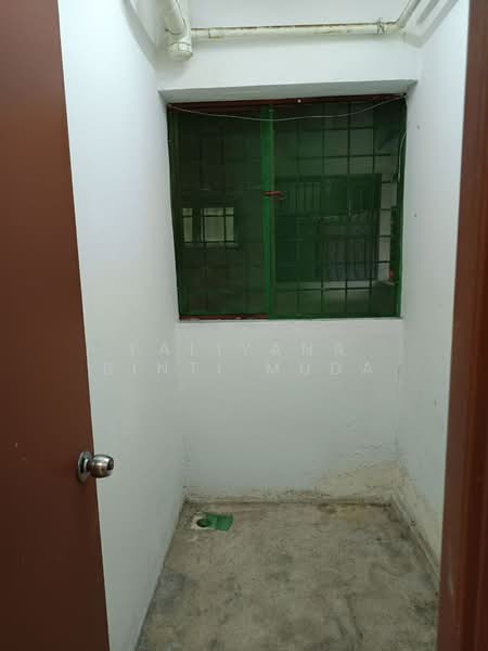Pangsapuri untuk Dijual di Pangsapuri Damai Mewah B - Faliyana binti Muda - PropertyGuru.com.my