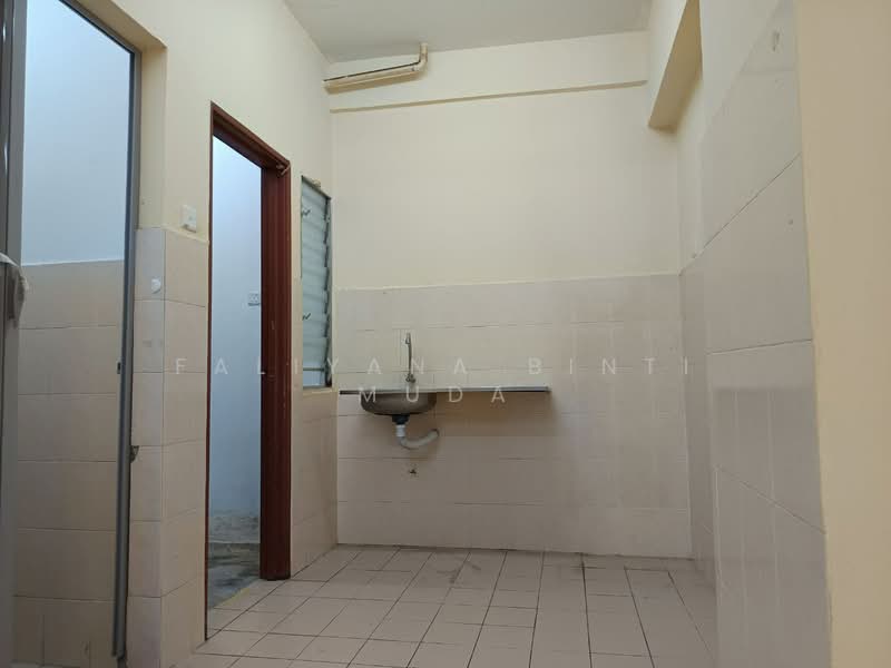 Pangsapuri untuk Dijual di Pangsapuri Damai Mewah B - Faliyana binti Muda - PropertyGuru.com.my