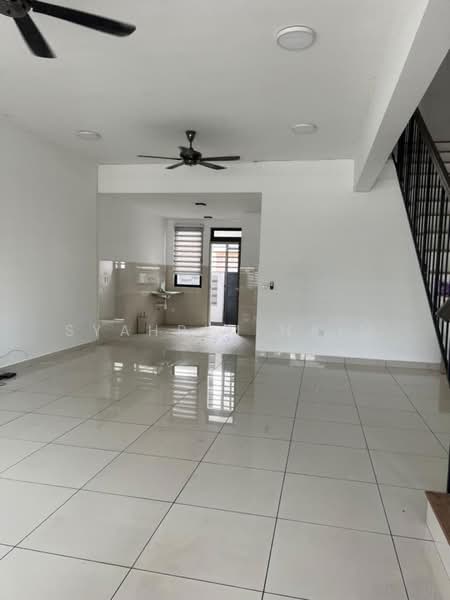 Rumah Teres 2 Tingkat untuk Dijual di Shah Alam (Selangor) - Syahrim Naim - Living Room - PropertyGuru.com.my