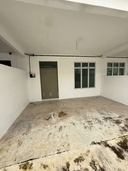 3-storey Terraced House for Sale in Taman Kundang Jaya (Rawang) - Vikram . - Exterior - PropertyGuru.com.my