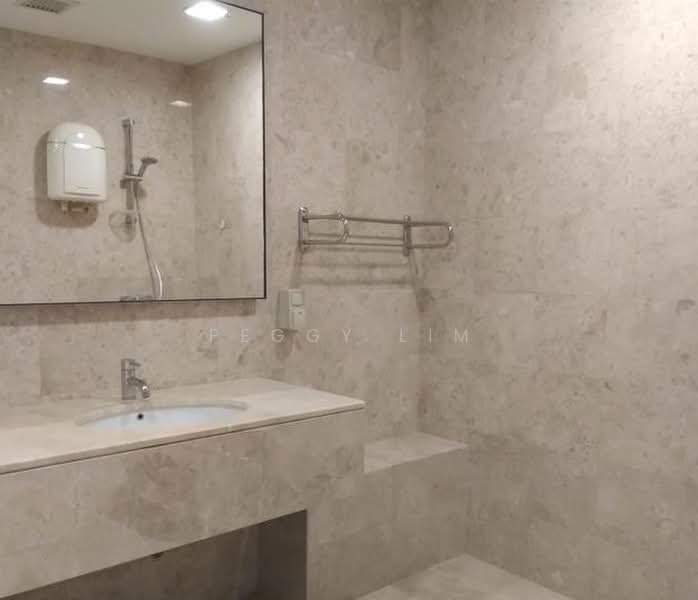 Servis Apartment untuk Dijual di K Residence @ KLCC - Peggy Lim - Bathroom - PropertyGuru.com.my
