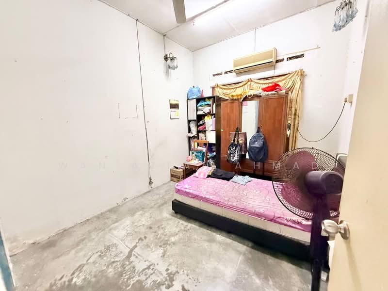 1-storey Terraced House for Sale in Taman Perwira (Telok Panglima Garang) - Wan Azlan Ahmad - PropertyGuru.com.my