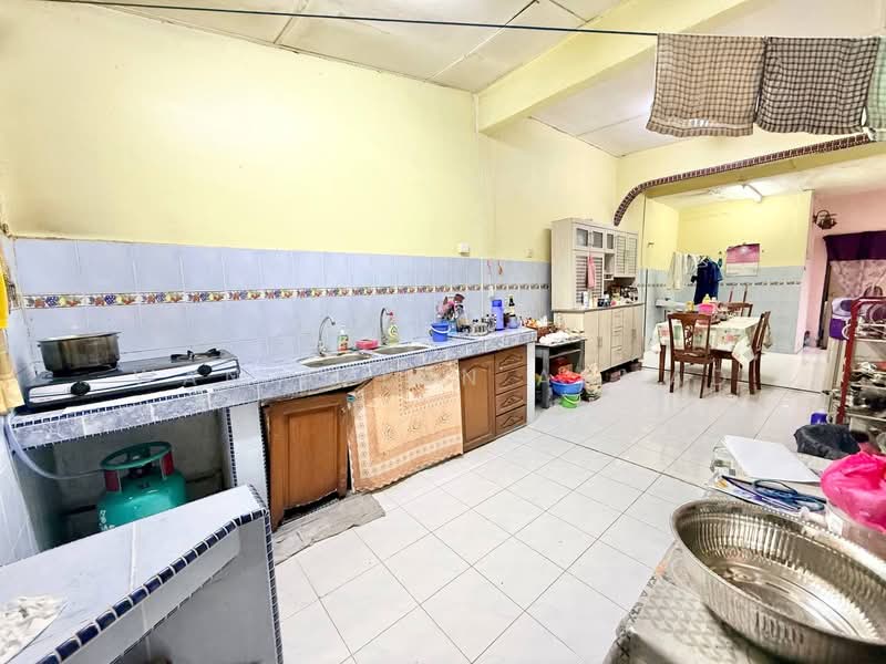 1-storey Terraced House for Sale in Taman Perwira (Telok Panglima Garang) - Wan Azlan Ahmad - PropertyGuru.com.my