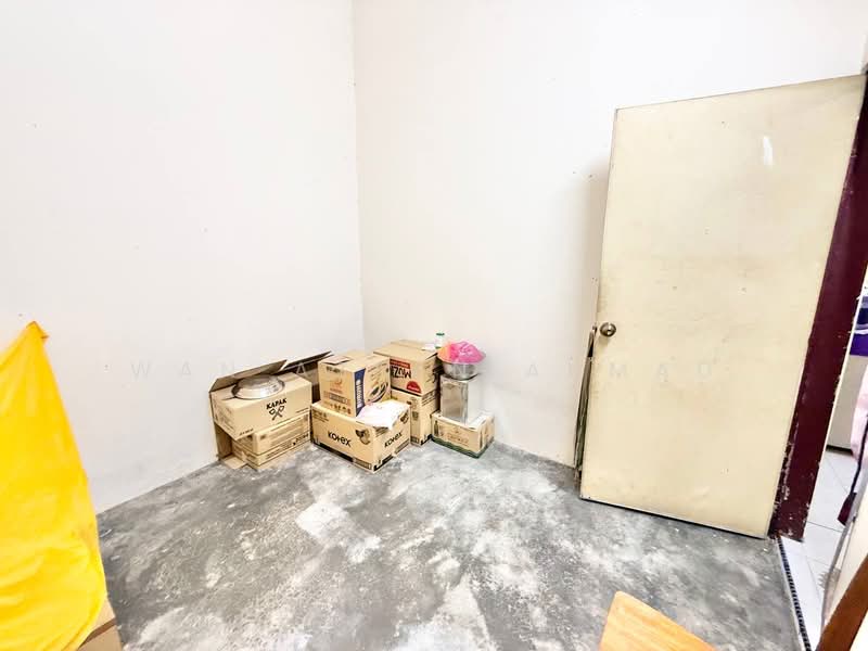 1-storey Terraced House for Sale in Taman Perwira (Telok Panglima Garang) - Wan Azlan Ahmad - PropertyGuru.com.my