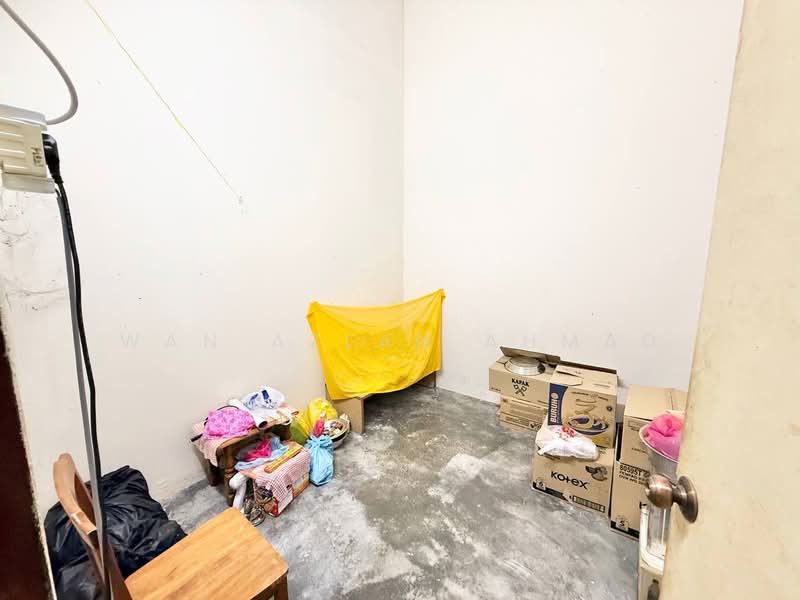 1-storey Terraced House for Sale in Taman Perwira (Telok Panglima Garang) - Wan Azlan Ahmad - PropertyGuru.com.my
